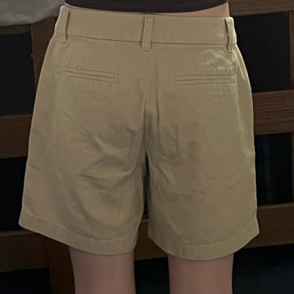 J.Crew Size 2 Khaki Shorts - Picture 5 of 5